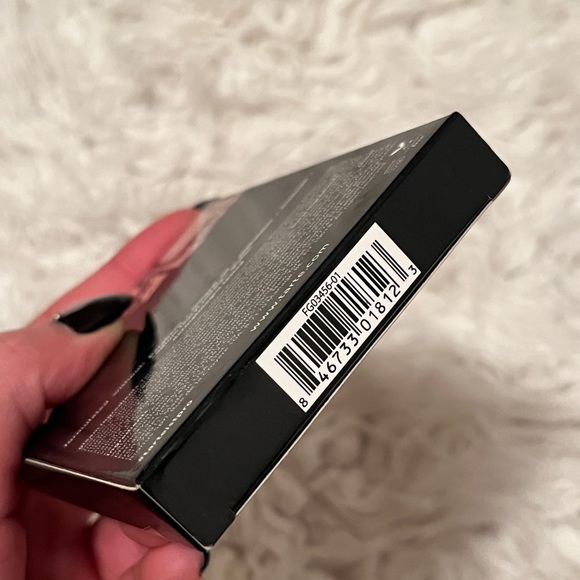 Tarte Tarteist PRO Glow To Go Highlight & Contour Palette - Picture 4 of 7